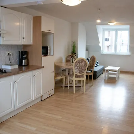 West Side Roses شقة أوستيند