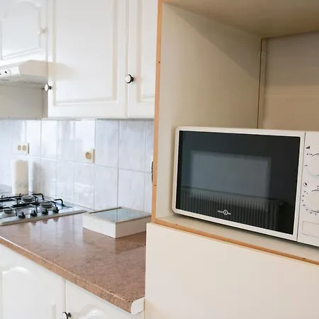 West Side Roses * أوستيند