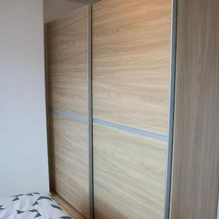 West Side Roses * أوستيند