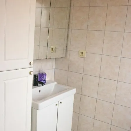 West Side Roses Ostende