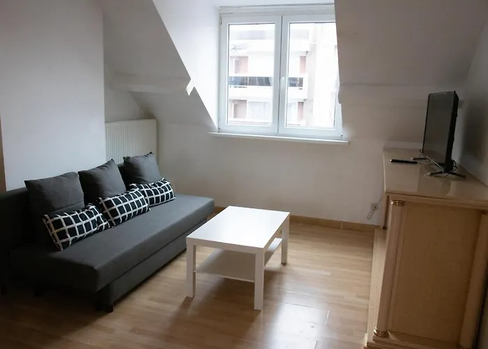 West Side Roses Apartment *