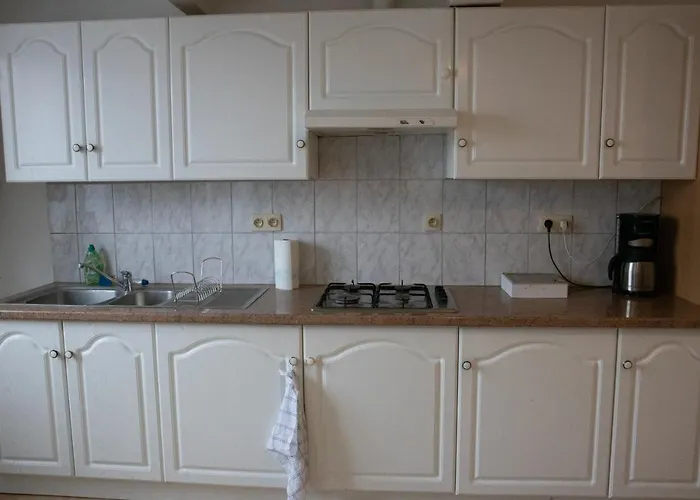 West Side Roses Ostende